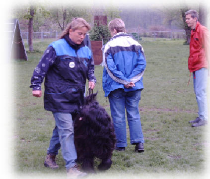 Andrea mit ihrer Hndin in der Personengruppe!